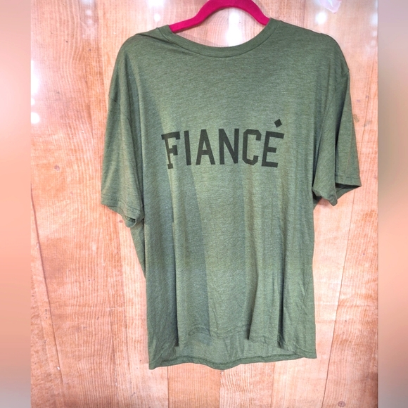Fiancé green t-shirt size XL - Picture 1 of 3